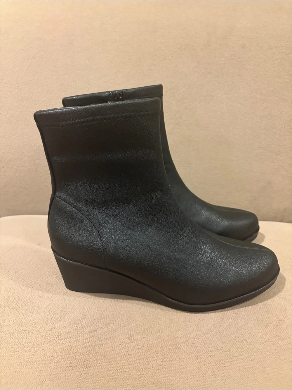 Women's Aerosoles NWOT Bonnie Wedge boots size 11